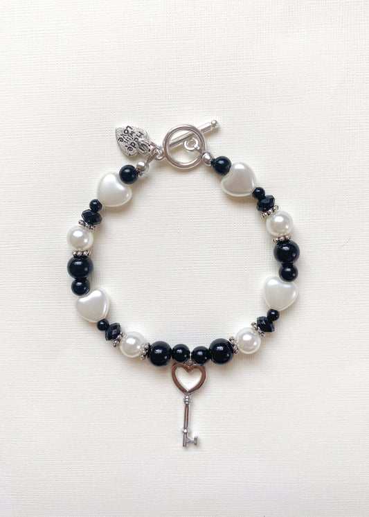 Key to My Heart Bracelet (black & white)