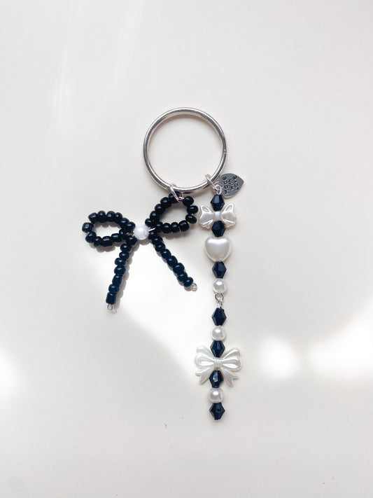 Bow Keychain (black)