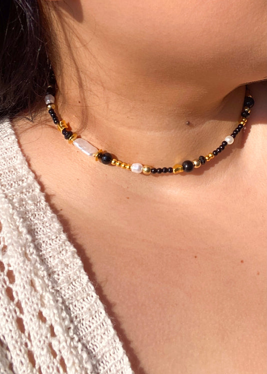 Gilded Noir Necklace